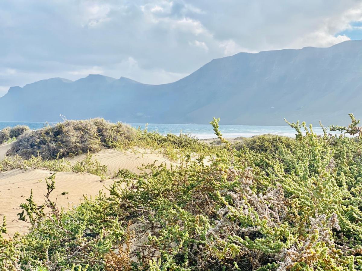 Canaryislandshost L Famara Surfer エクステリア 写真